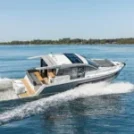 Island time: first Sealine C335v in Aust/NZ is cruising Moreton Bay